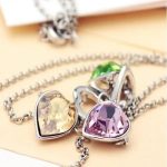  Lange Doppelkette, verziert mit Swarovski-Kristallen