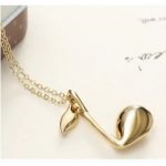  Halskette mit Musiknoten-Anhänger, verziert mit Swarovski-Kristallen