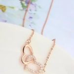  Ineinander verschlungene Doppelherz-Halskette, Roségold, Roségold