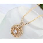 Dreifache runde Halskette, funkelndes Gold