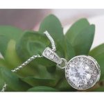  Schmuckset im klassischen Stil