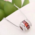  Halskette mit Perlenanhänger, GAR