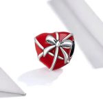 Silberanhänger, Geschenkverpackung, rot