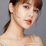 Silberne Halskette mit Herzen