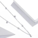 Silberne Halskette mit Herzen