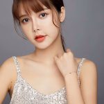 Ezüst karkötő szívekkel