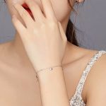 Ezüst karkötő szívekkel