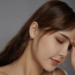 Silberne Ohrringe, Ledermuster