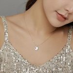 Silberne Halskette mit Stethoskop-Anhänger