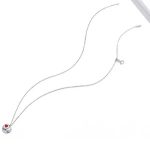 Silberne Halskette mit Stethoskop-Anhänger