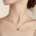 Silberne Halskette mit Büffelanhänger