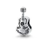 Silberanhänger, Gitarre