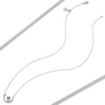 Silberne Halskette mit einer Eule