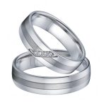 Herren-Ehering, Edelstahl, silberfarben, mit dunklem Ring in der Mitte, Größe 10