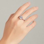 Silberner Verlobungsring mit weißem Kristall, Größe 7