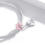 Silberanhänger mit rosa Blume