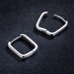 Silberohrringe, quadratisch