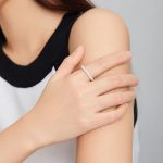 Silberner Ring/Ohrringe mit Perlen