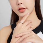 Silberring mit Fußabdrücken