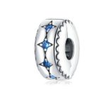  Silberanhänger mit Sternen