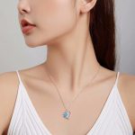 Ezüst nyaklánc opállal