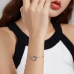 Silberarmband mit Regenbogenherz