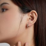 Silberohrringe mit Blumen