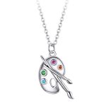 Silberne Halskette mit Farbpalette