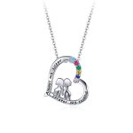 Silberne Halskette, ewige Freundschaft