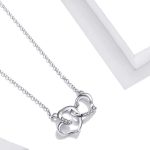Silberne Halskette, pure Liebe