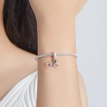 Silberner Anhänger, rosa Fahrrad