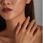 Ezüst gyűrű cirkóniumkristállyal, nyitott