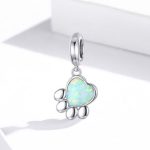 Silberanhänger, Pfote mit Opal