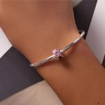 Silberner Charm-Blume, rosa