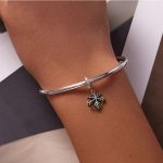 Silberanhänger, Holzblatt