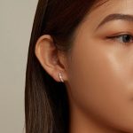 Silberne Creolen, weiß-rosa