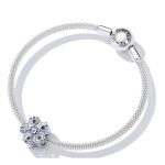 Silberanhänger, Blume mit Schmetterlingen