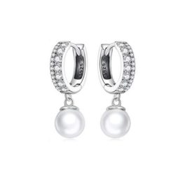 Silberohrringe mit Perlen