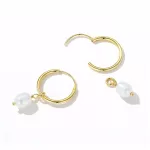 Ezüst fülbevaló gyöngyökkel