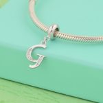 Silberanhänger, Buchstabe G