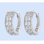 Silberohrringe mit weißem Kristall