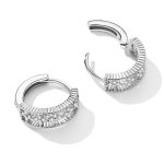 Silberohrringe mit weißem Kristall