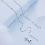 Ezüst nyaklánc színes pillangóval