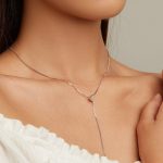 Silberne Halskette mit Herzanhänger