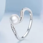 Silberner Damenring, herzförmig, mit Perlen, Größe 8