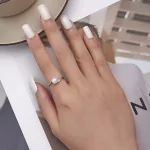 Ezüst gyűrű fehér gyönggyel, 7-es méret