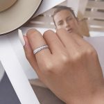 Silberner Damenring mit weißem Kristall, Größe 8