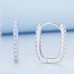 Ezüst fülbevaló, négyzet alakú, opál kék