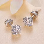 Silberohrringe mit Moissanit-Kristall, steckbar