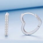 Silberohrringe mit Kristall, herzförmig